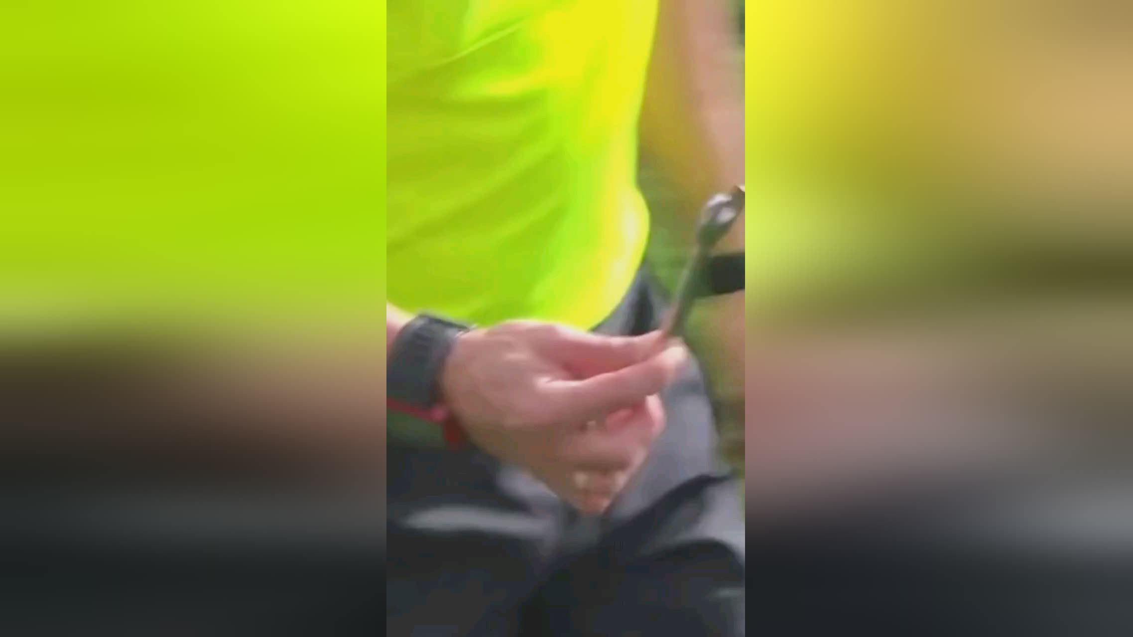 析姆巴